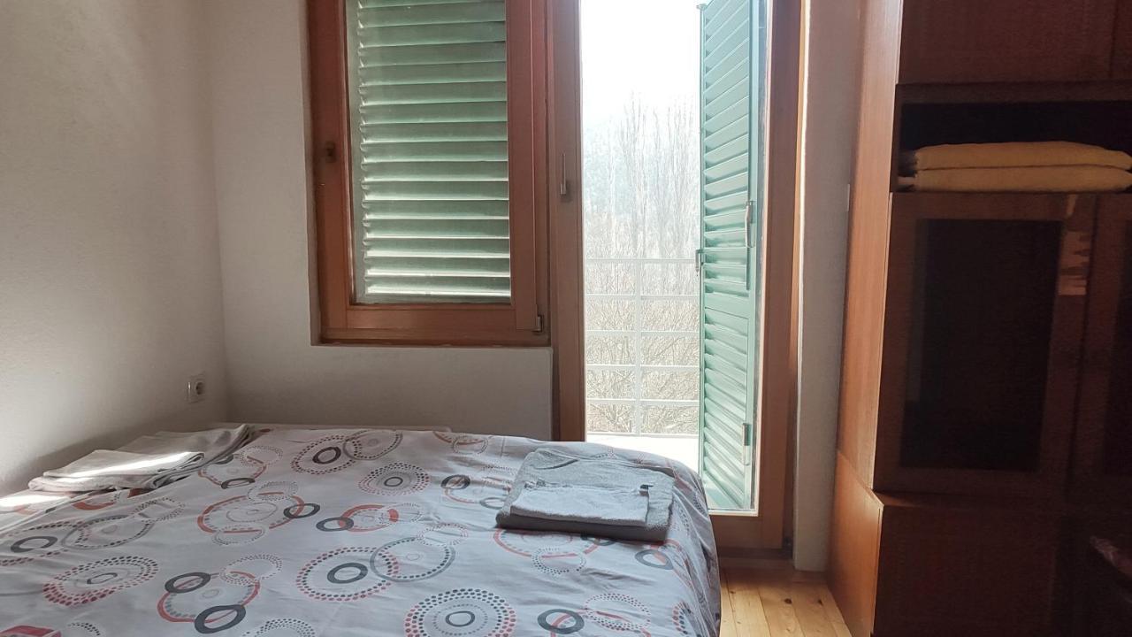 Jovanov Residence - Remote & Accessible Dolna Matka エクステリア 写真