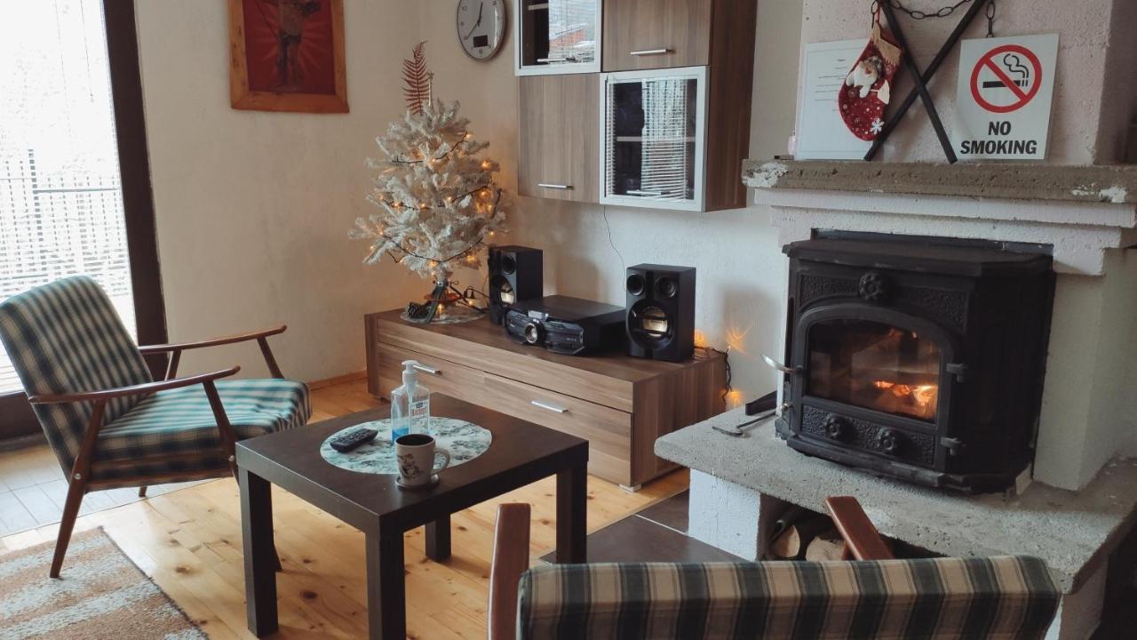 Jovanov Residence - Remote & Accessible Dolna Matka エクステリア 写真